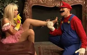 Mario y su perversa relación con la princesa