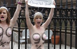 FEMEN cruza el charco