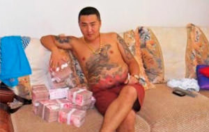 Las fotos privadas de un gangster chino
