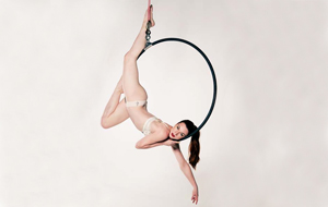 Stoya se hace trapecista