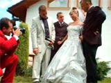 Los invitados se follan a la recien casada